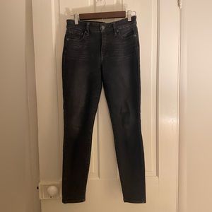 Lucky Brand mid rise skinny jeans​